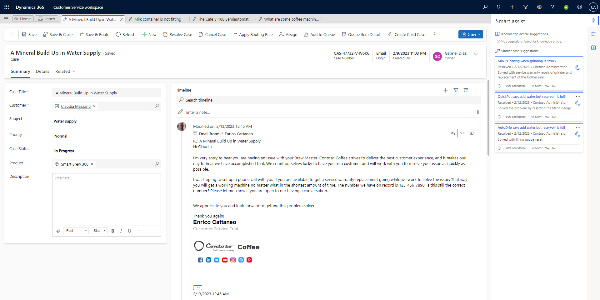 Dynamics 365 Customer Service Workspace organizing information and actions around the user's workflow